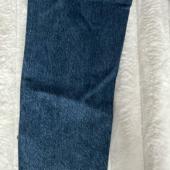 FREE PEOPLE NWOT Dark Blue Distressed Jean Crvy Jeans - Picture 6 of 7